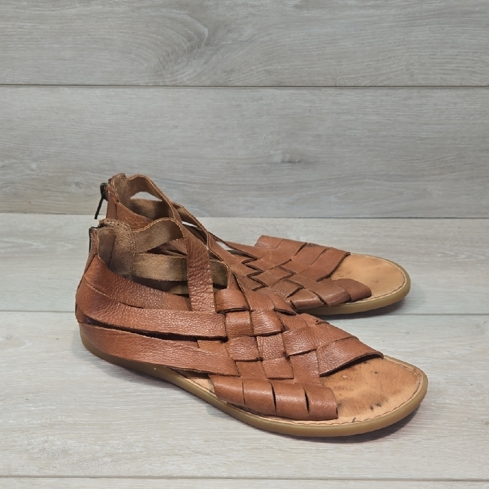 Born Women Brown Leather Woven Sandals Zip Back Sandals Shoes Sz 8M